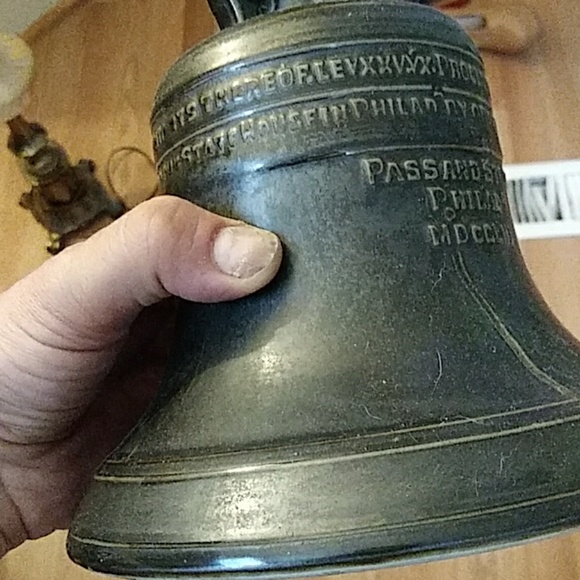 Bicentennial commemorative Liberty Bell .Pot still - Picture 4 of 4